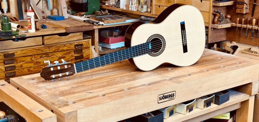 Gitarr ”Tradicional”,  #305, 2025 Till salu